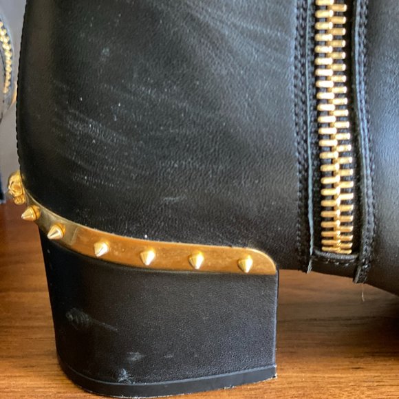 Black Spiked Alexander McQueen Ankle Boots - Picture 4 of 9